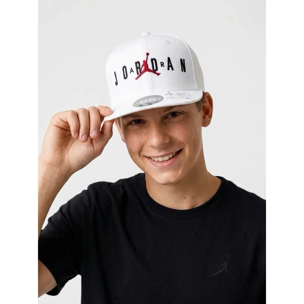 (8)Nike Air Jordan Kids Hat White Snapback Cap Jumpman  Boys Logo Size 8-20